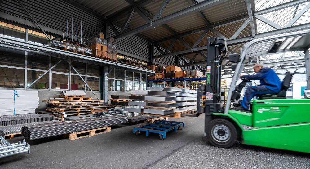 Produktion Logistik Metallbautechnik 00052