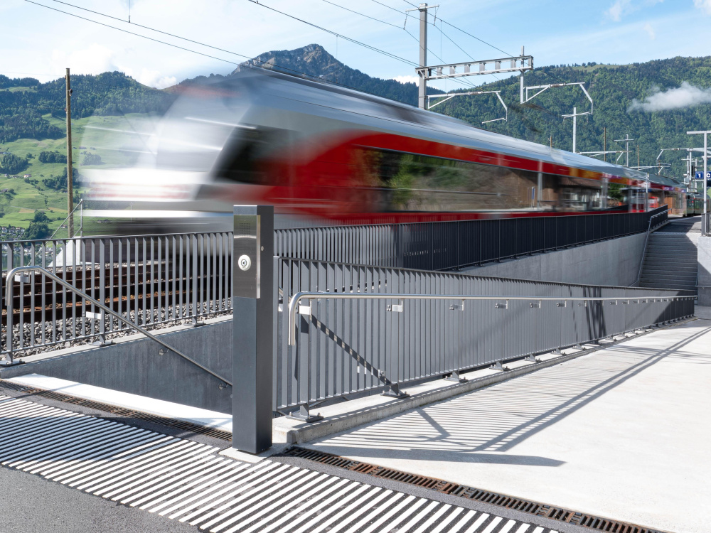 Bahnhof Steinerberg