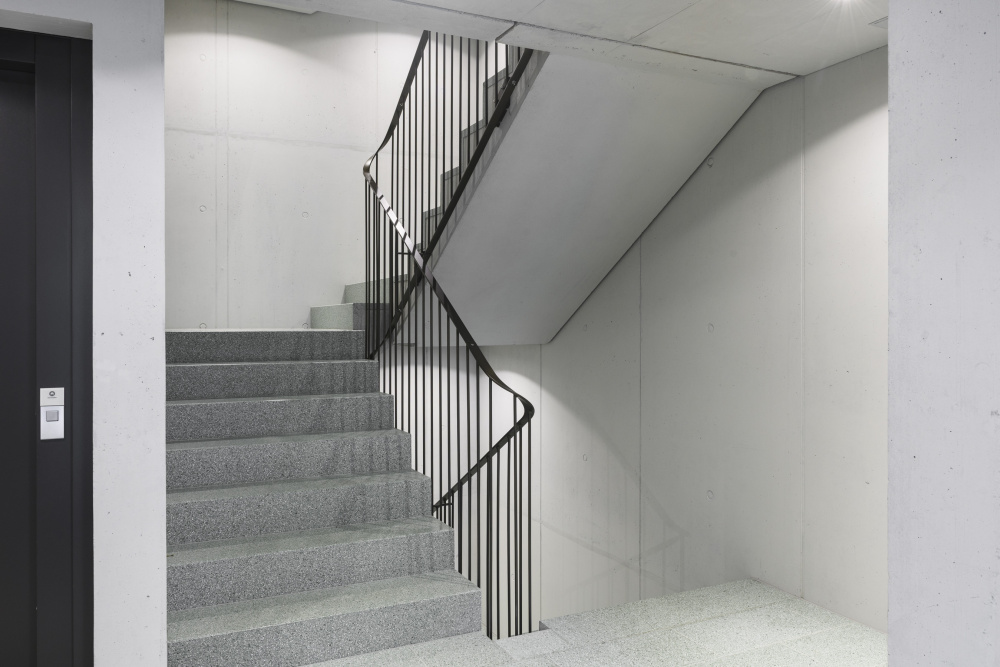 23100099 Reussinsel Luzern ul 9