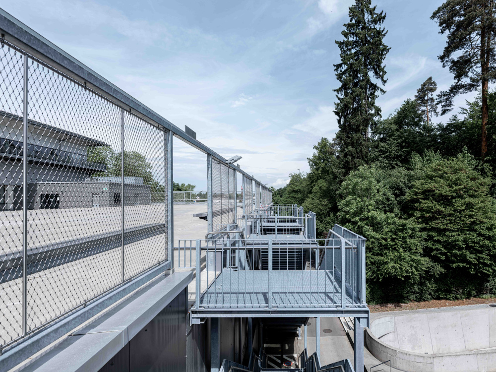 23200002 Stadion Schluefweg Kloten DSF9708 unbenannt